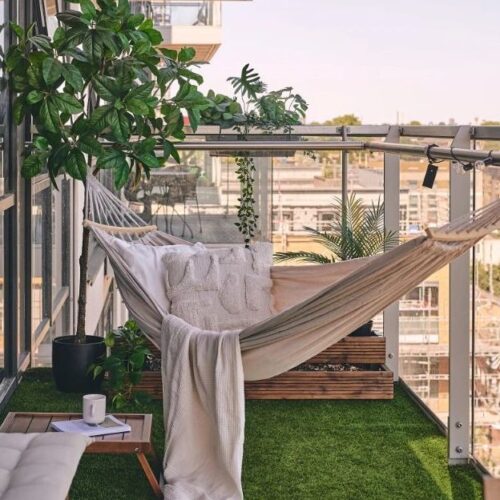 Balcony Hammock Pictures and Ideas 4